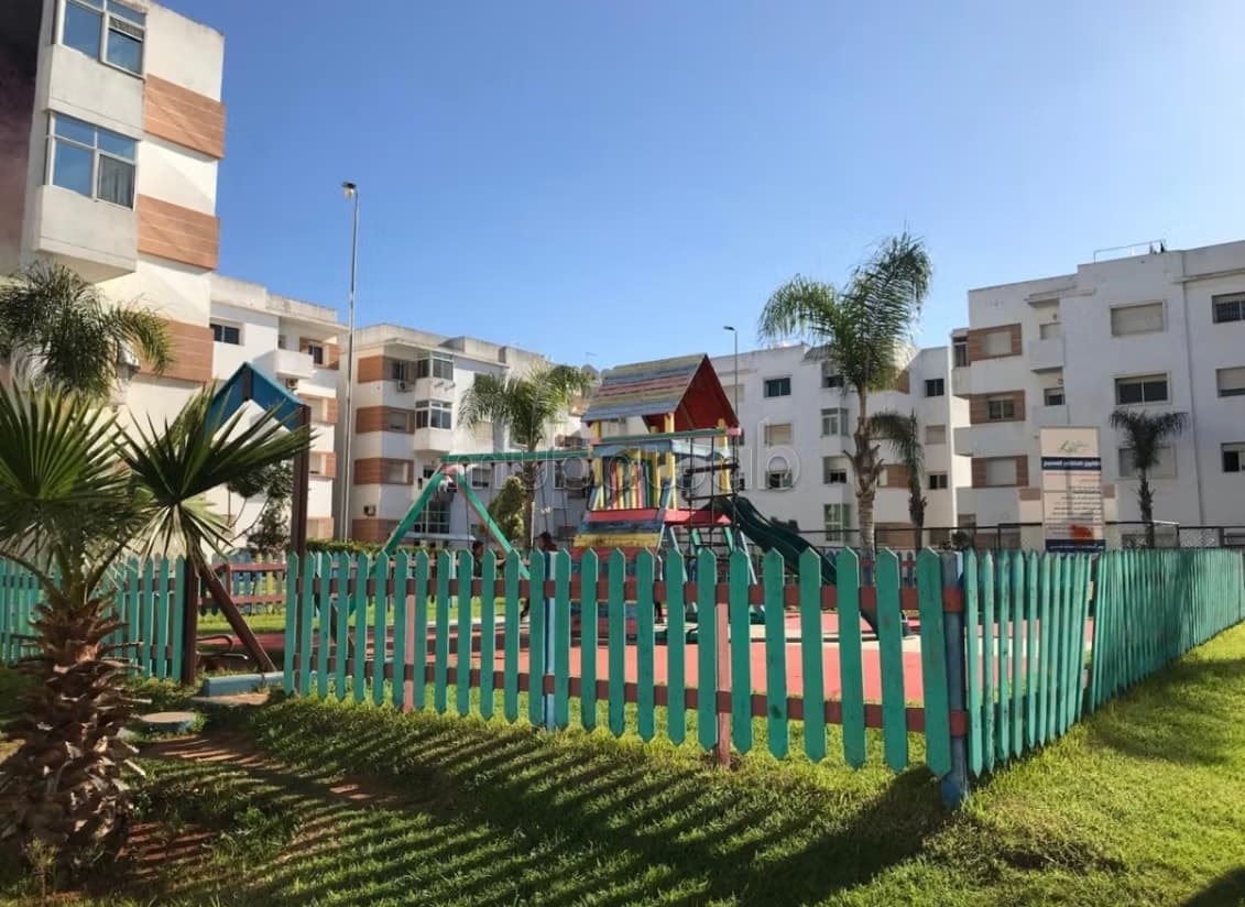 Vente d'un bel appartement à Route de rabat. 2 chambres. S...