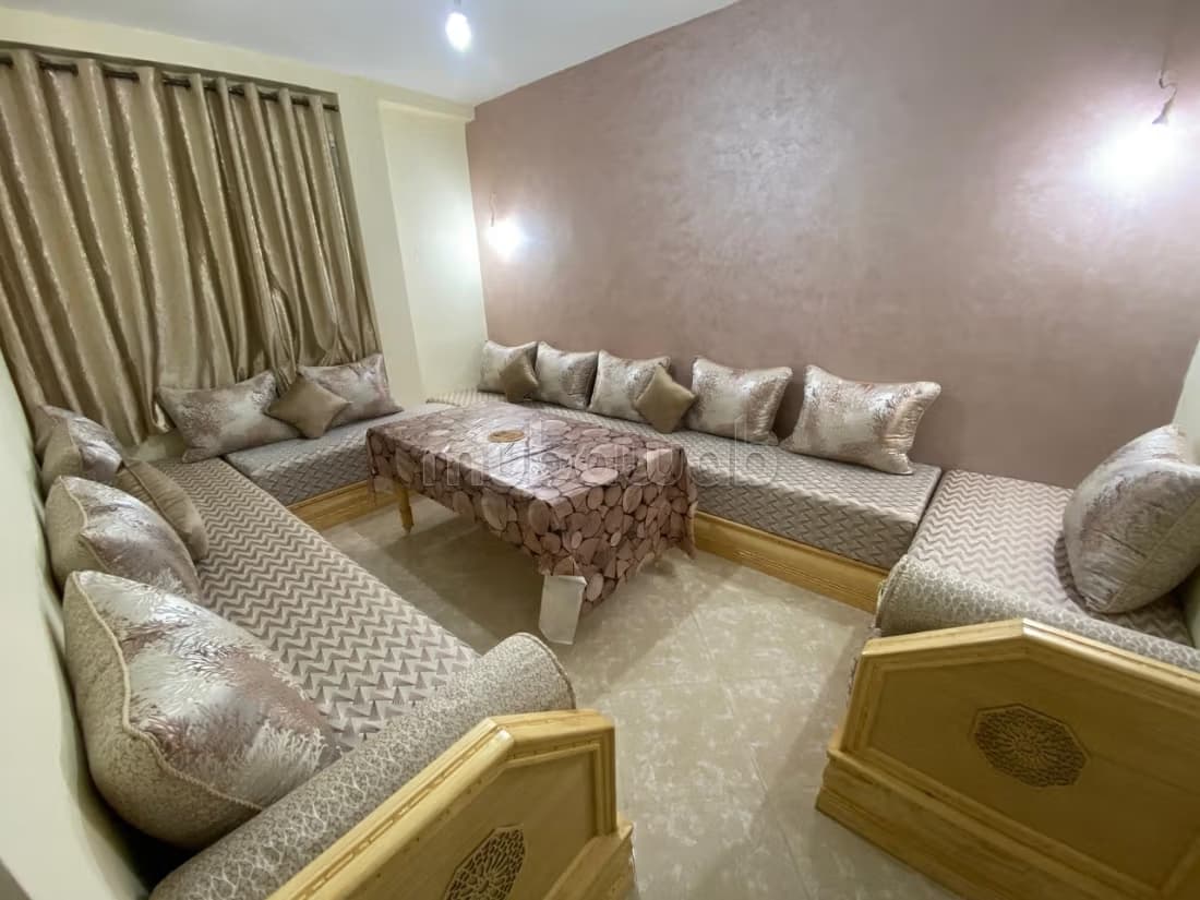 Appartement en location à Hay salam. Surface totale 60 m². M...