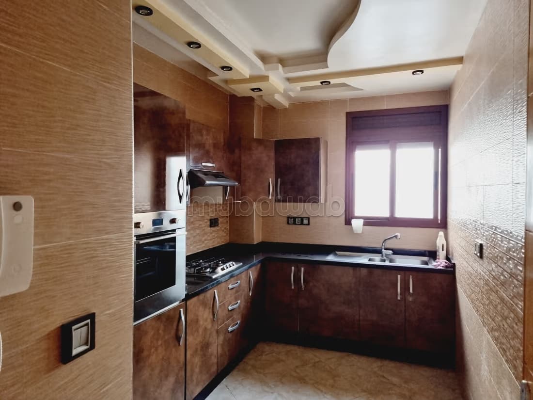 Vend appartement à Bouskoura. 2 chambres agréables