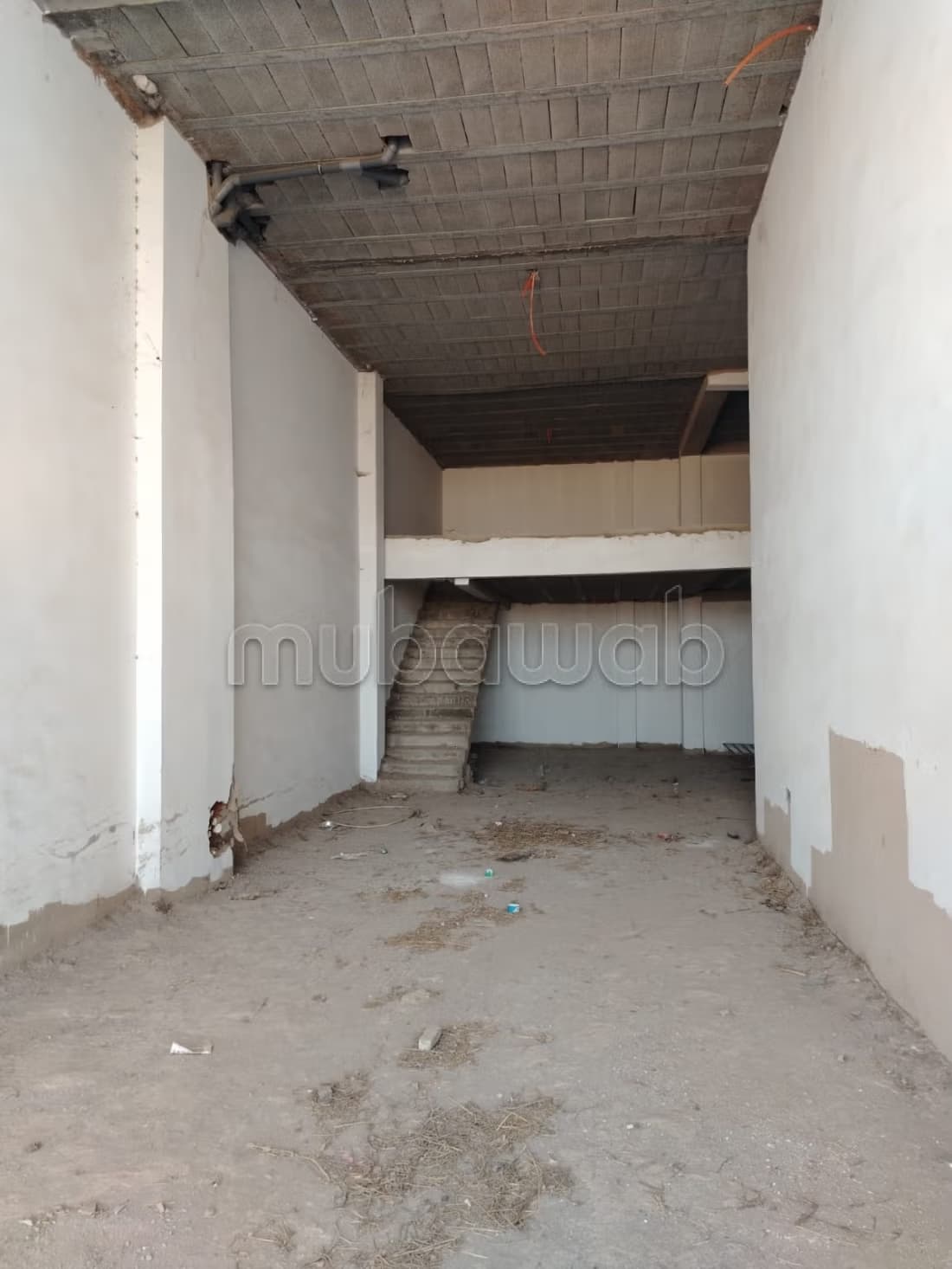 Local commercial en vente à Bouskoura. Surface de 122 m²