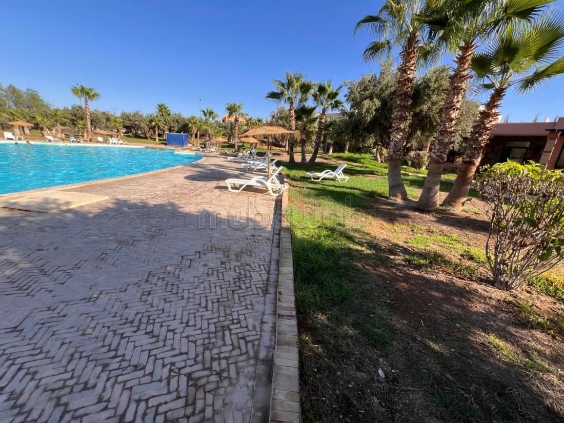 Bel Appartement avec Terrasse dans Résidence Sécur