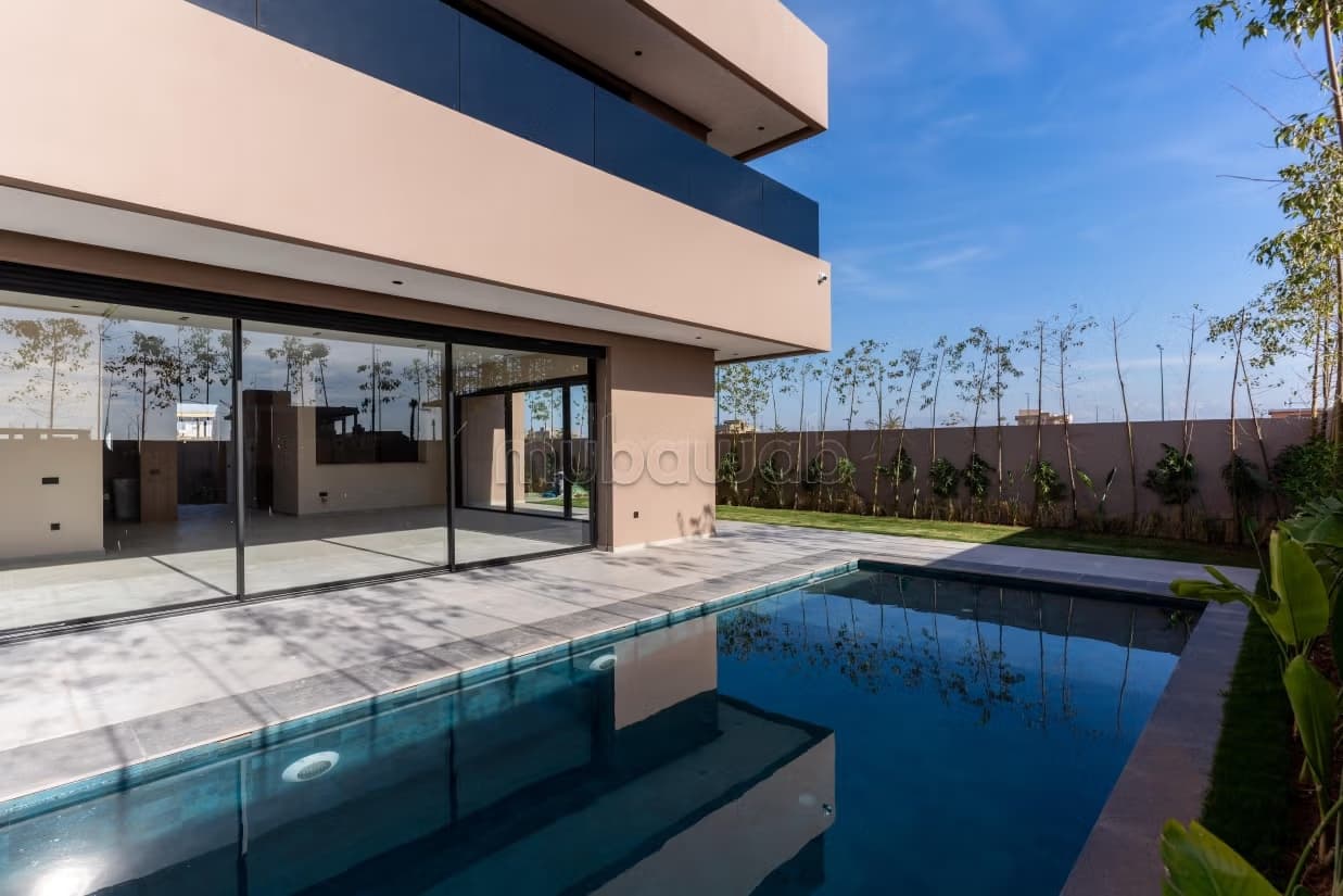 Villa de luxe à vendre sur le Boulevard Mohammed 6