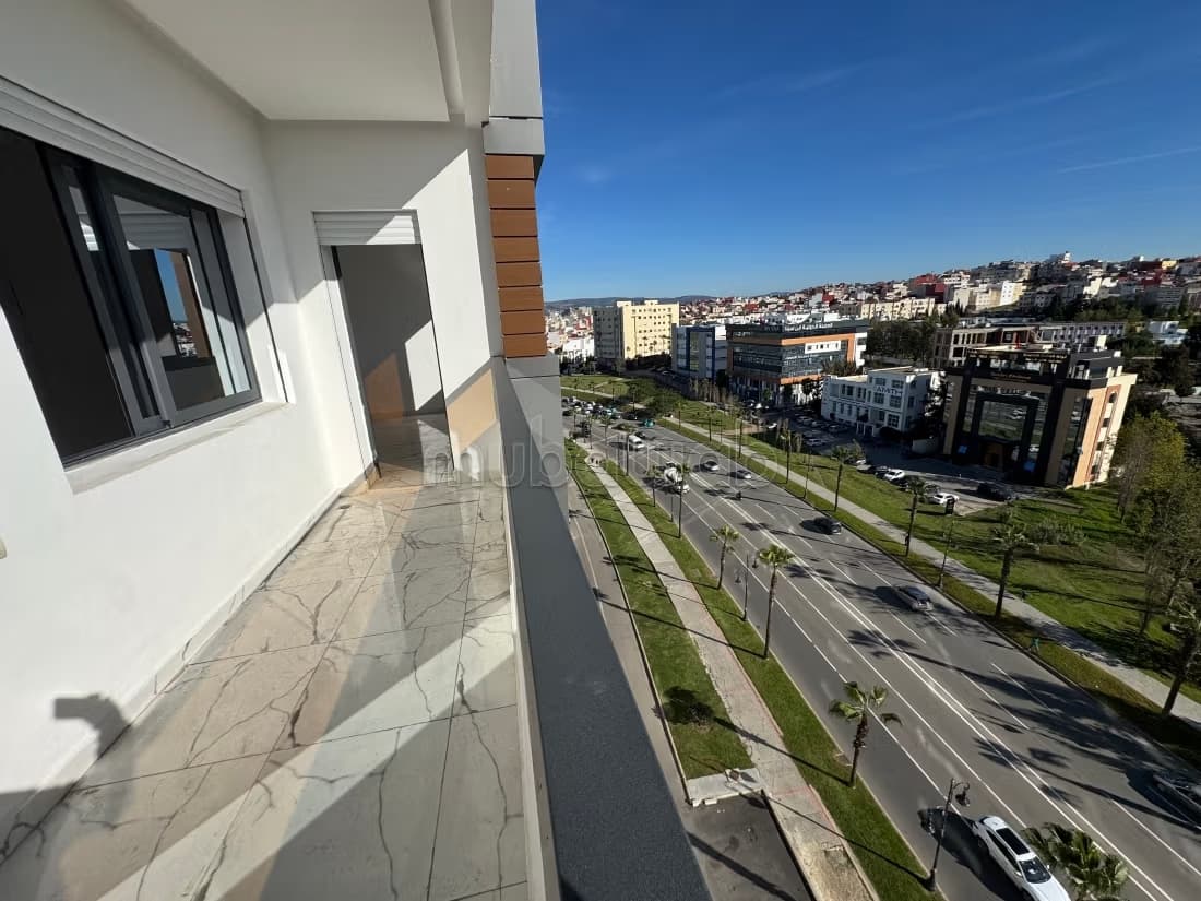 Appartement ensoleillé belle façade