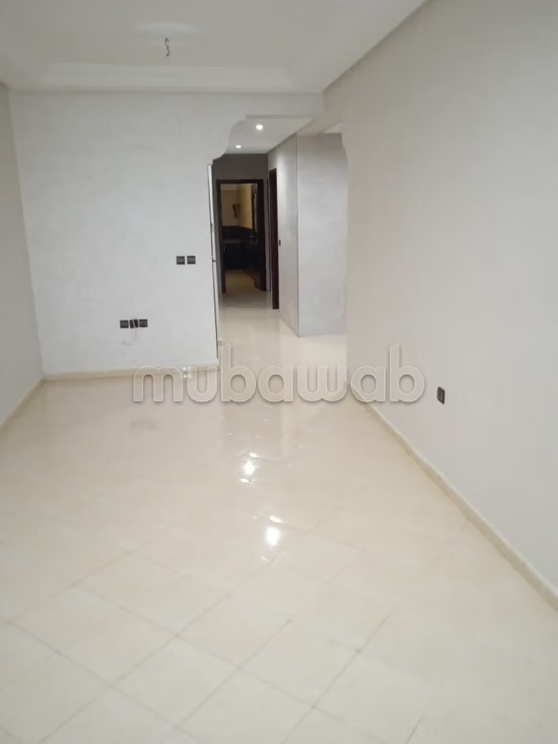Location d'un appartement à Wifak. Surface totale 90 m². P...