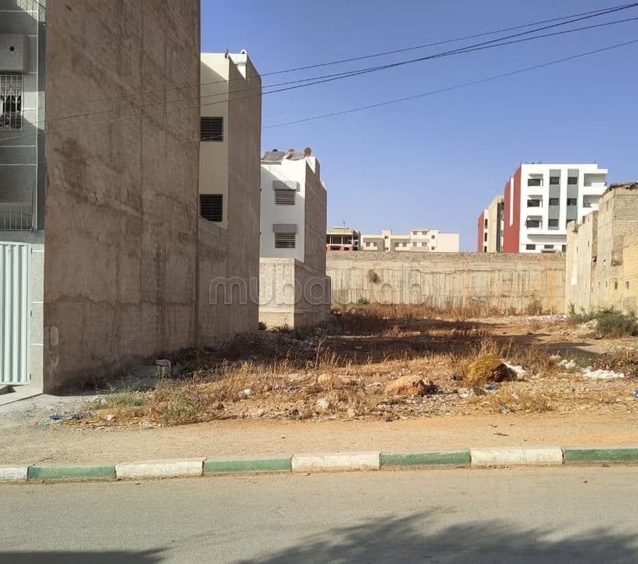 Vente d'un terrain titré de 2.500 m² à Fès Saïss