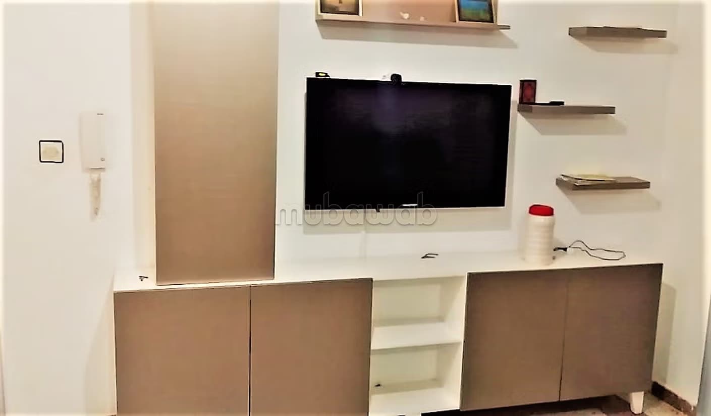 Superbe appartement à louer à Medina. 1 Pièce. Bien meublé