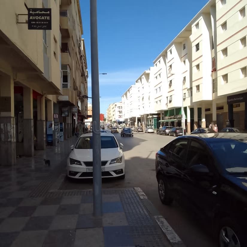 Vend bureaux à Cherkaoui Marzouka. Surface totale 28 m²