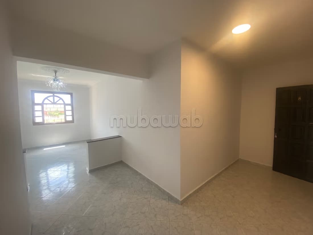 Appartement a vendre à Ain Mezouar côté la base militaire