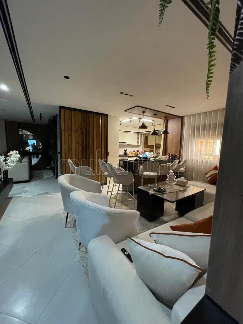 Vente d'un bel appartement à Haut Founty. 1 Pièce. Bien meub...