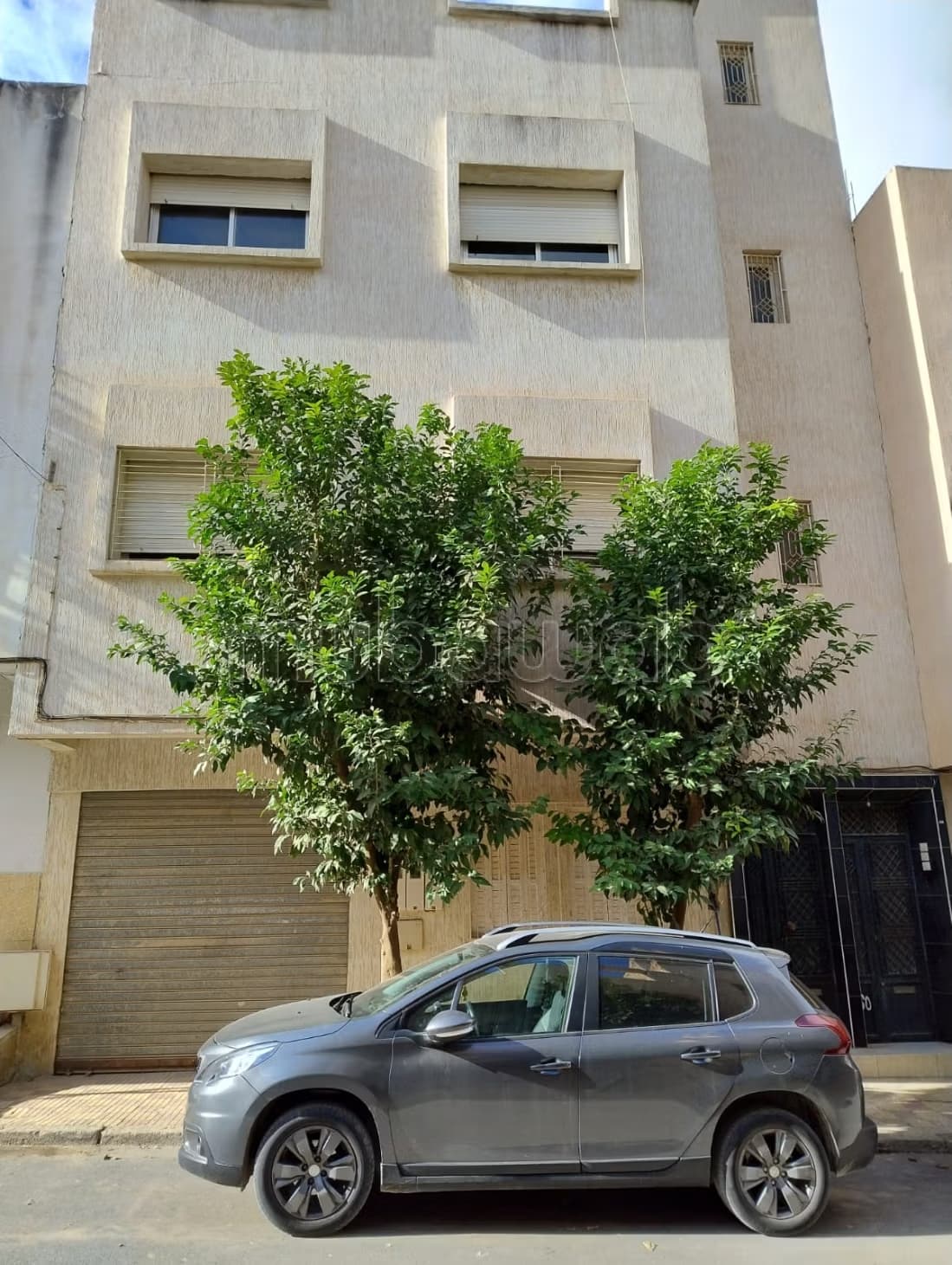 Maison R2 à l'achat à Marjane. 1 garage, 5 chambres, 3 salo...