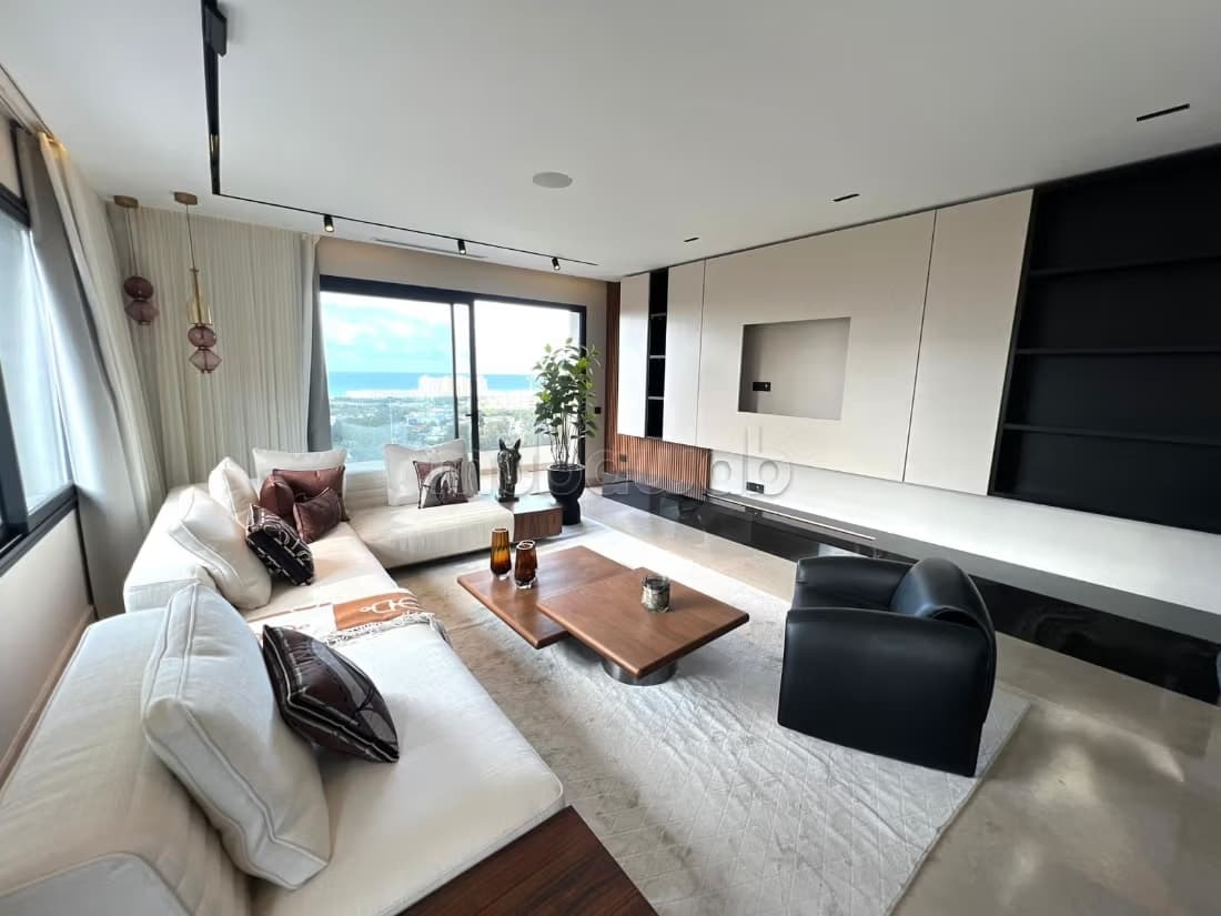 Appartement 124 m² – Élégance & Vue Mer à Malabata Hills