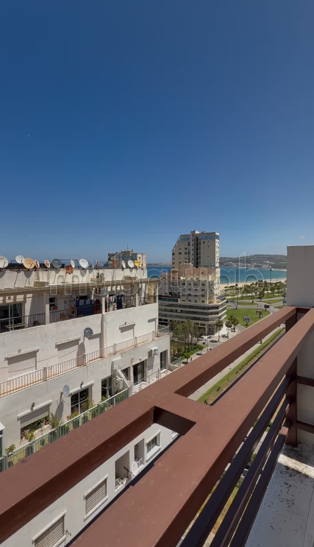 Lot d’appartement en vente à coté de Nejma