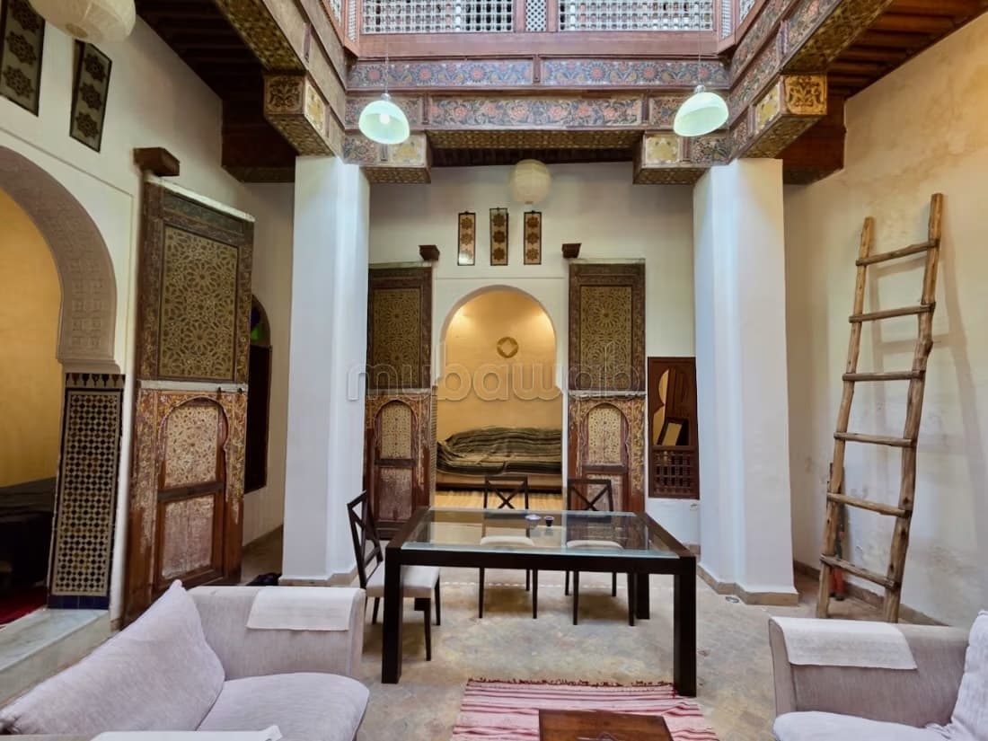 Maison du XVIIIᵉ siècle avec éléments historiques