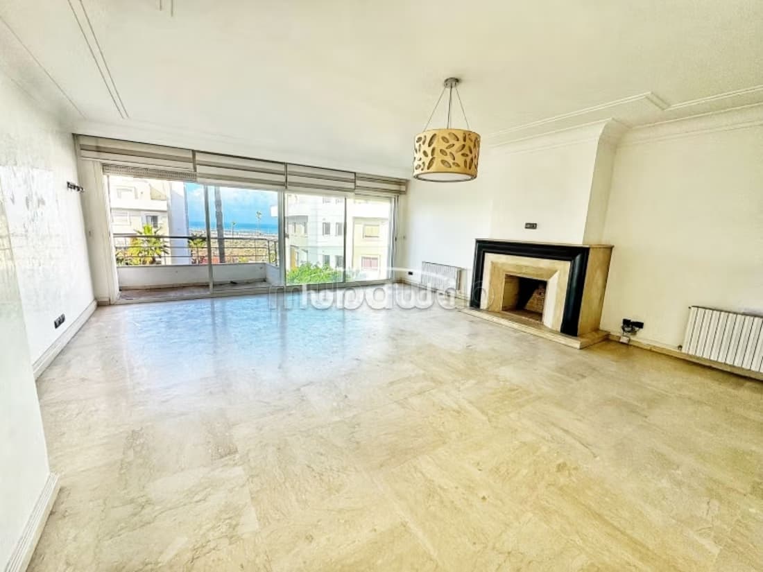 Appartement à vendre sur Ain Diab 169 m²