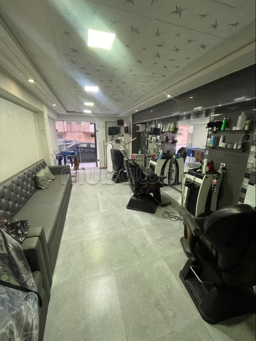 Salon de coiffure équipé à vendre