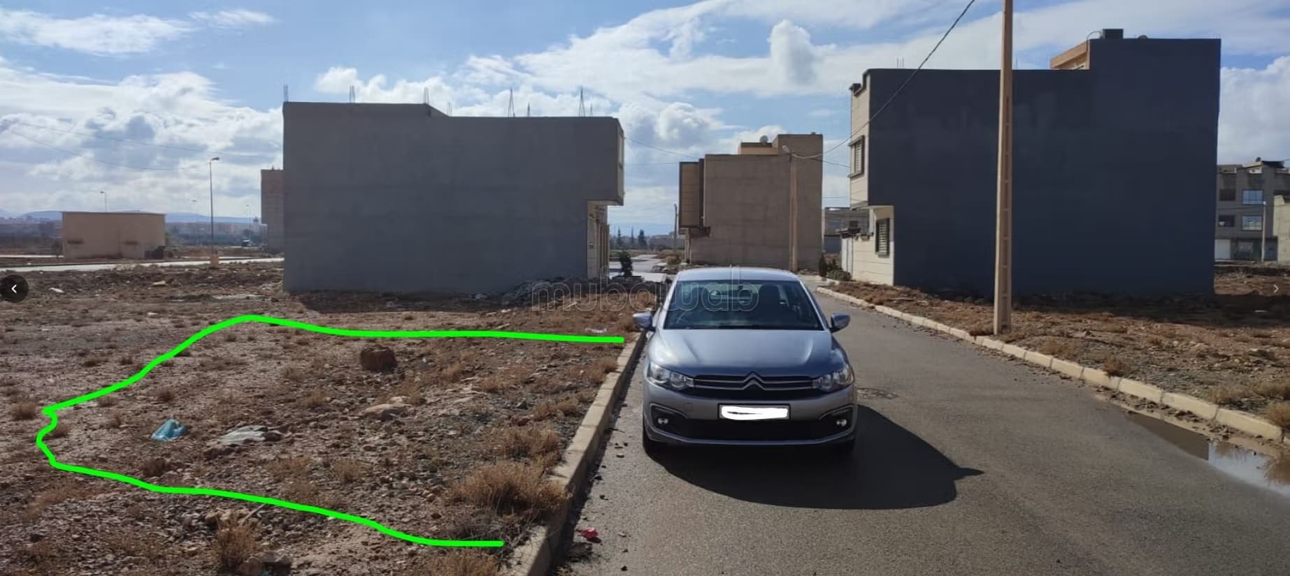 Terrain titré 128 m² — mini villa r2