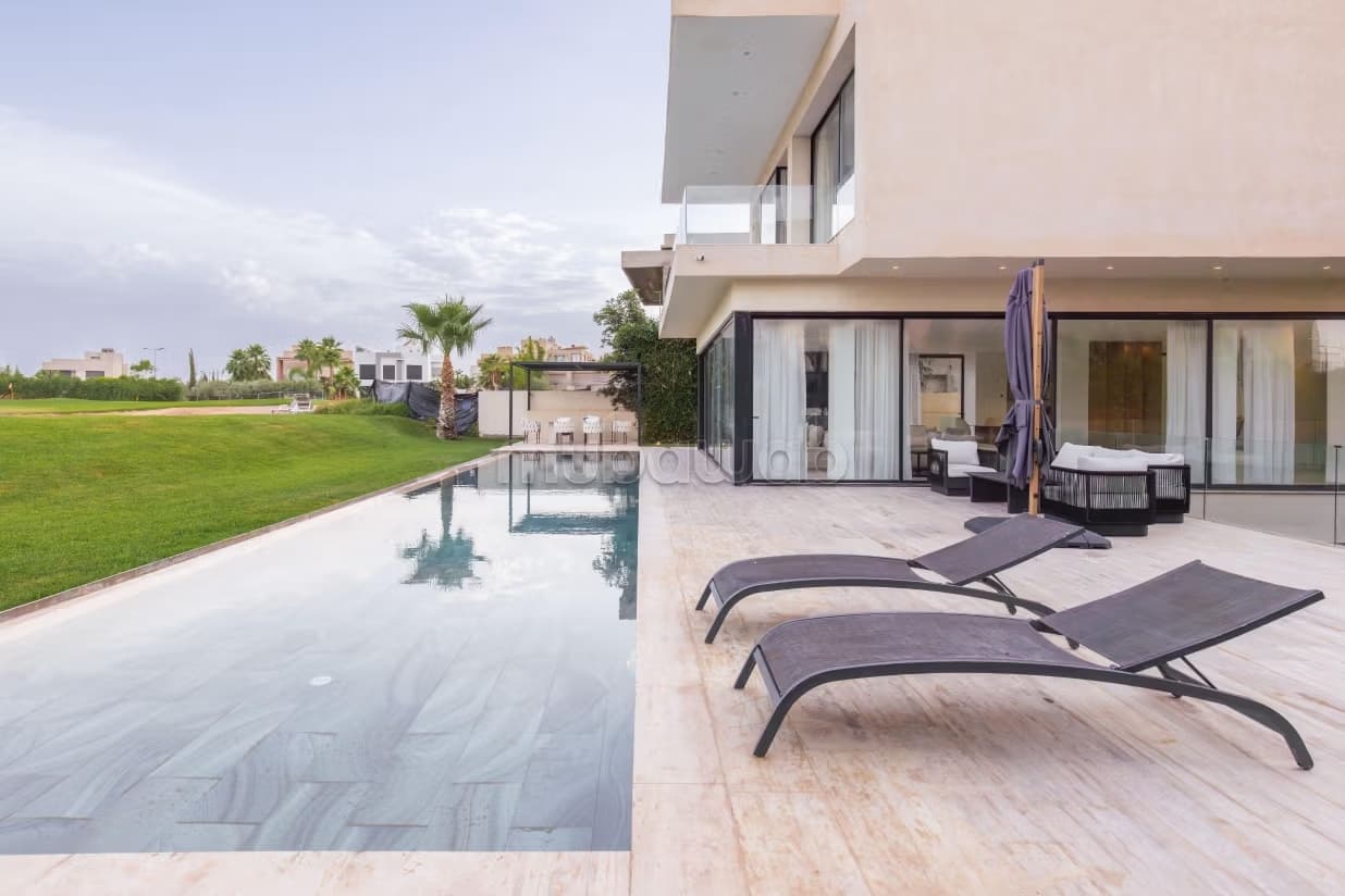 Superbe villa à louer Front golf sur la Route de Tahanaout