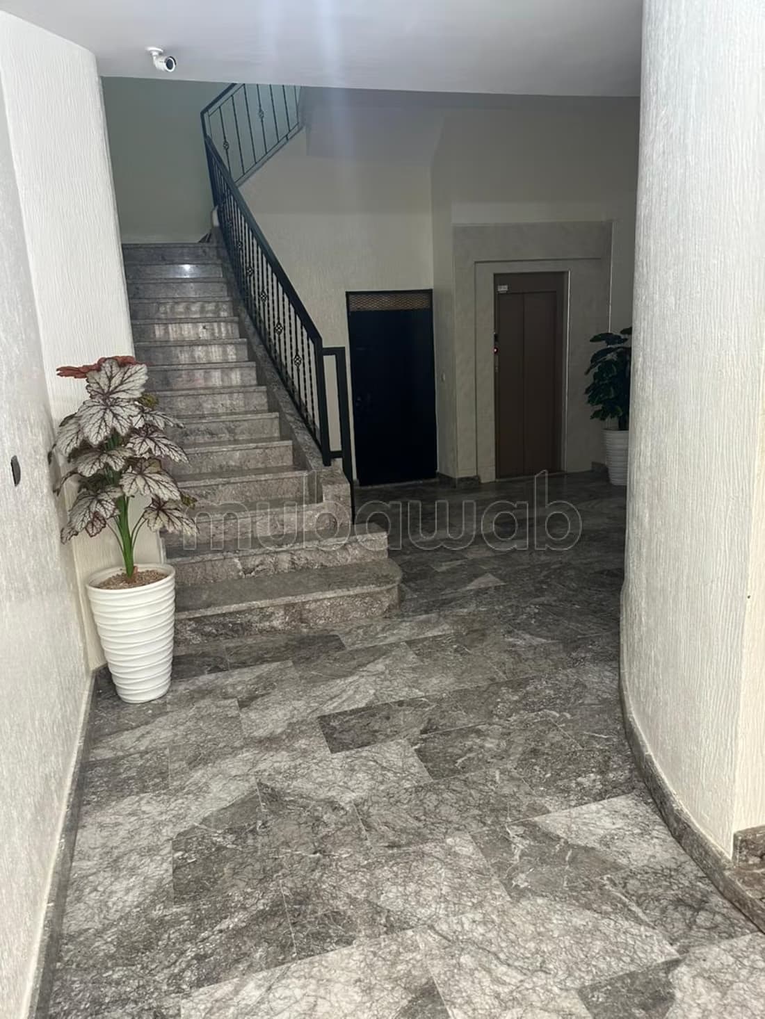Vend appartement à Hay Houda. 4 pièces