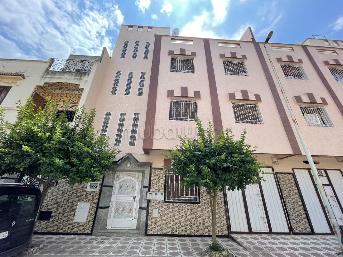 Appartement à vendre à Ahlane. Superficie 450 m². Bien meubl...