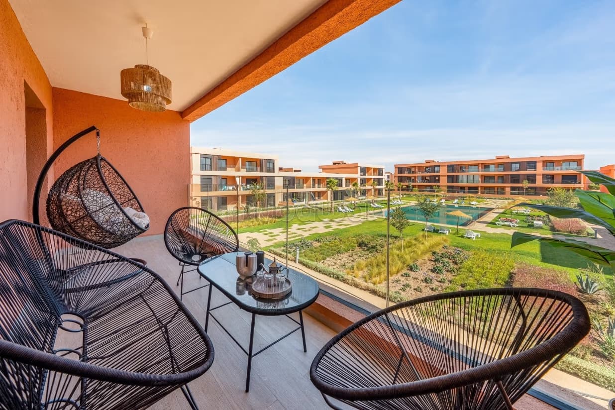 Appartement meublé à vendre – Vue piscine