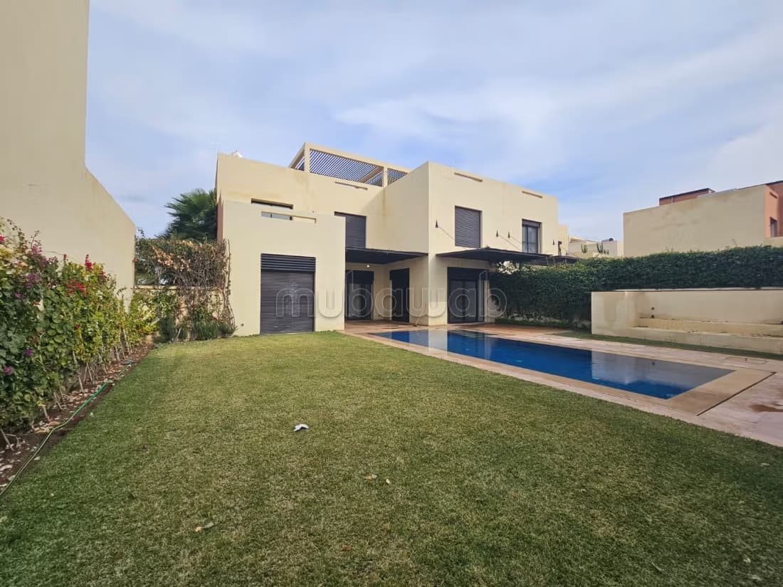 Villa de standing à louer à Amelkis – 700 m²