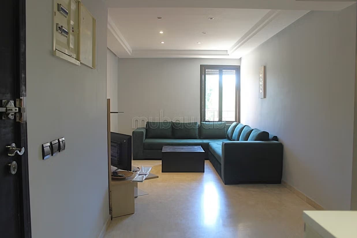 Appartement a Louer Semi meublé