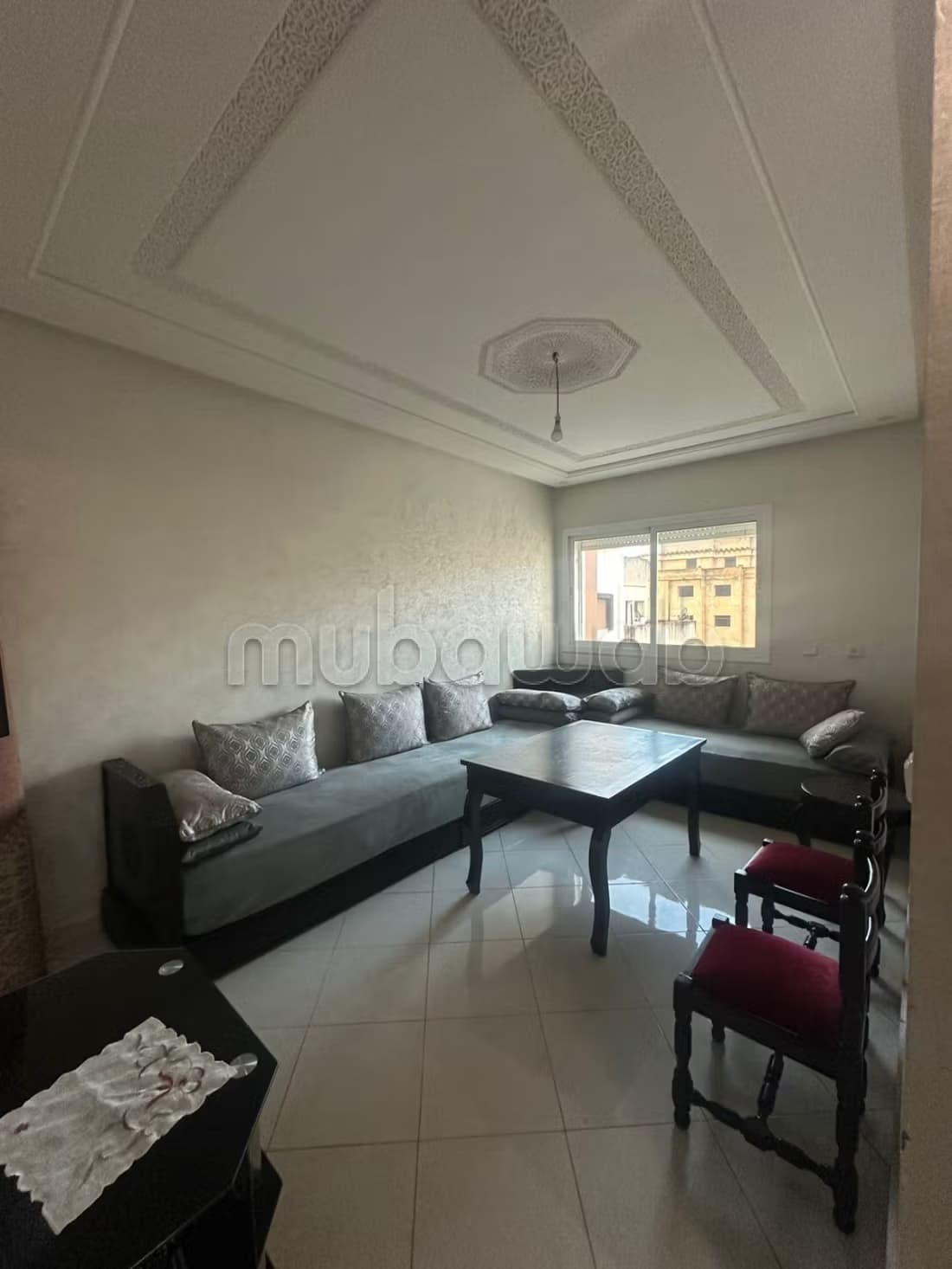 Un appartement meublé à louer sis à Valfleury