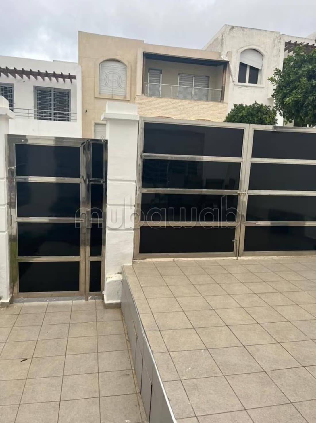 Maison de luxe à vendre à Route Nationale Assilah. 2 pièces...