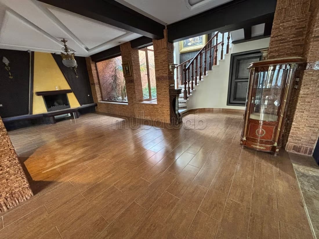 Somptueuse villa à vendre à Ain melloul. Superficie 253 m²...