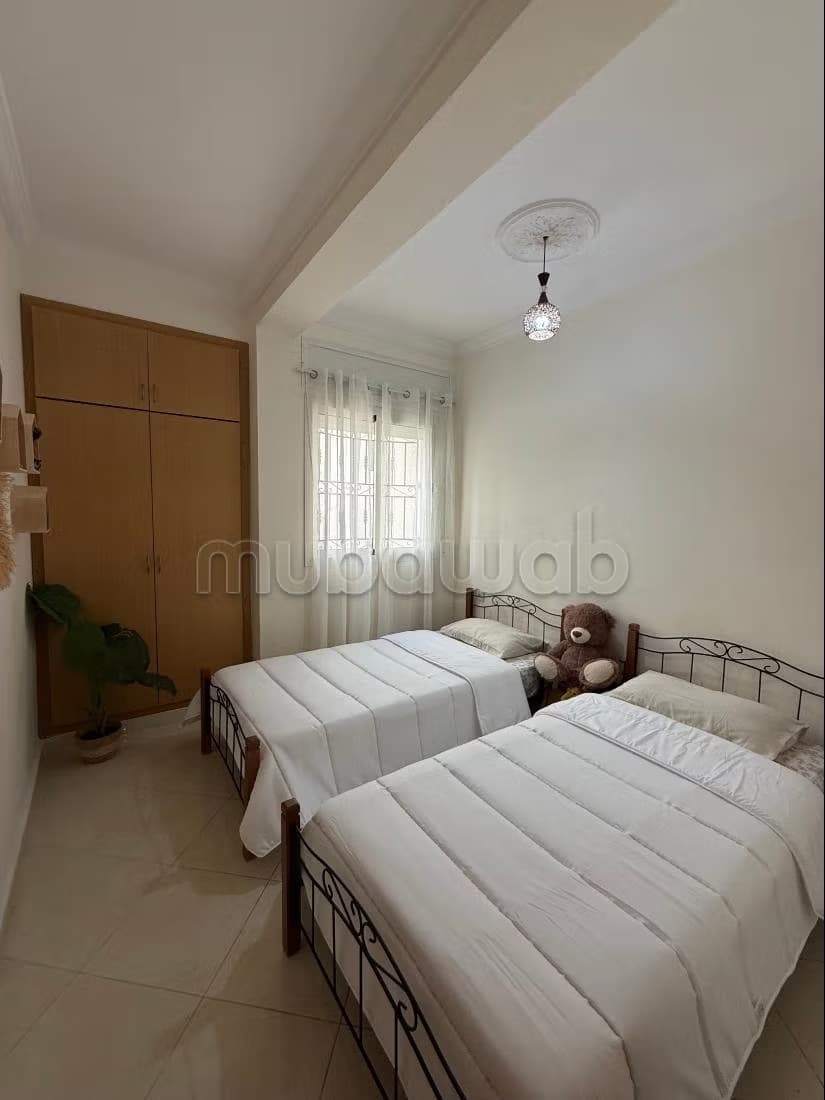 Bel appartement à vendre à El Majd. 3 belles chambres. Meu...