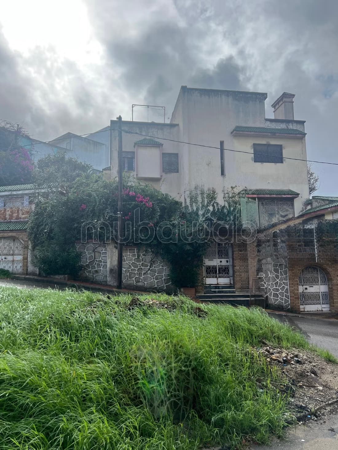 Villa for sale located in a quiet and sought