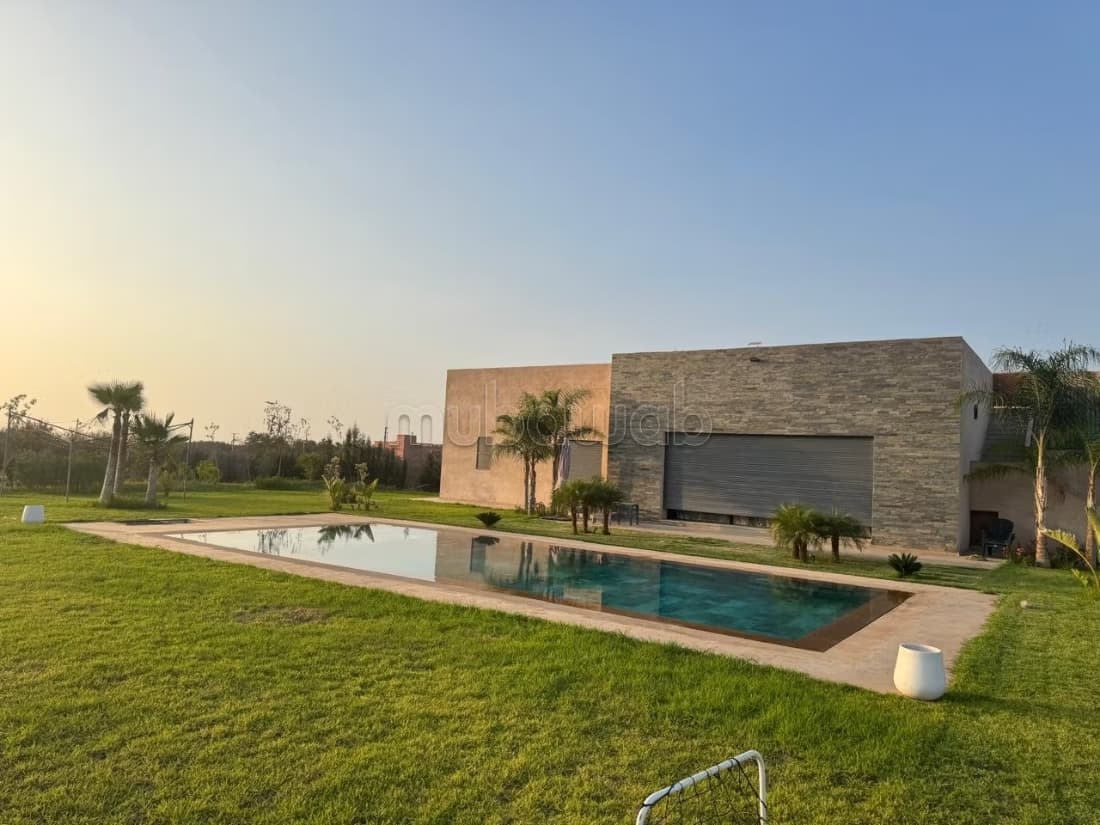 Villa 5000 M² a louer meublée RT Ourika Marrakech