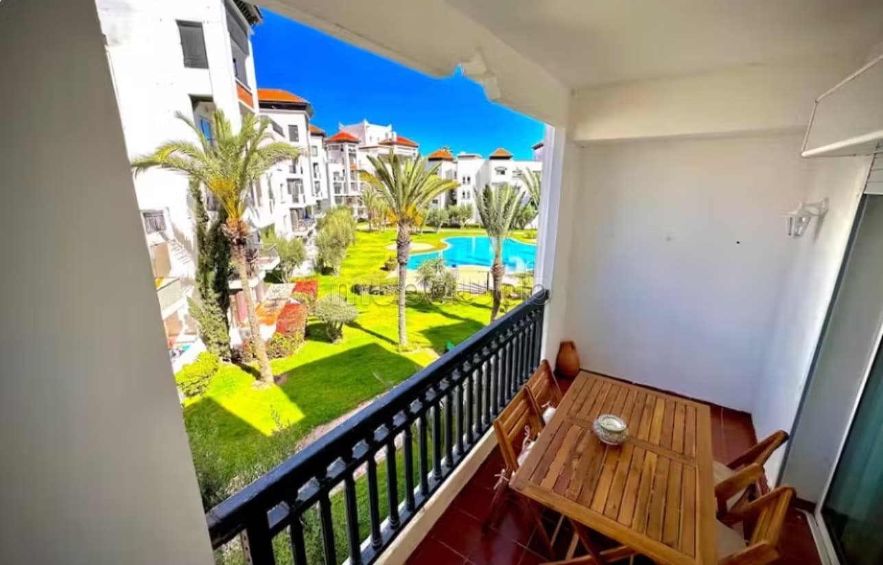 Appartement à louer à Port. 2 grandes pièces. Bien meublé