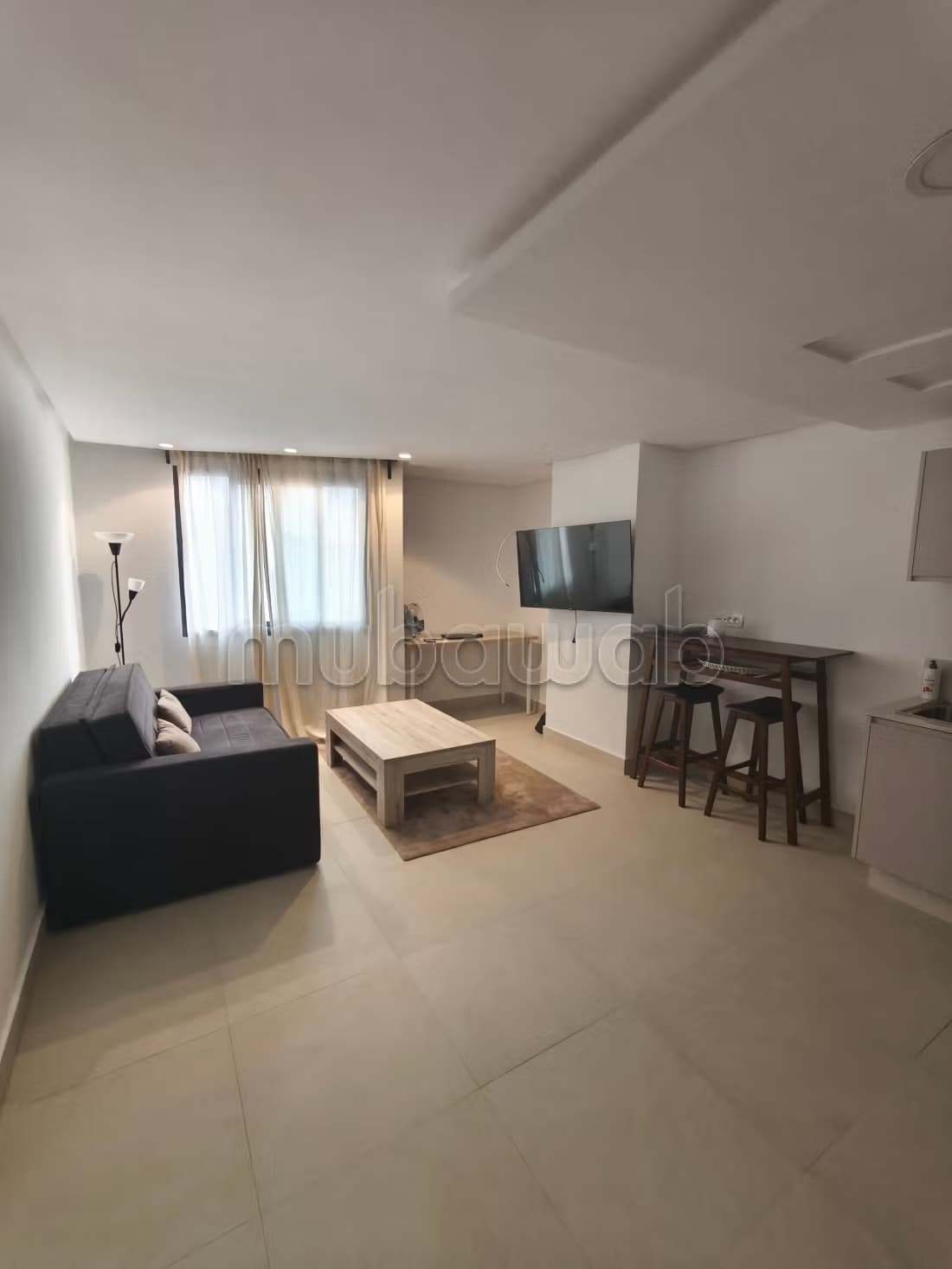 Studio meublé biens situé