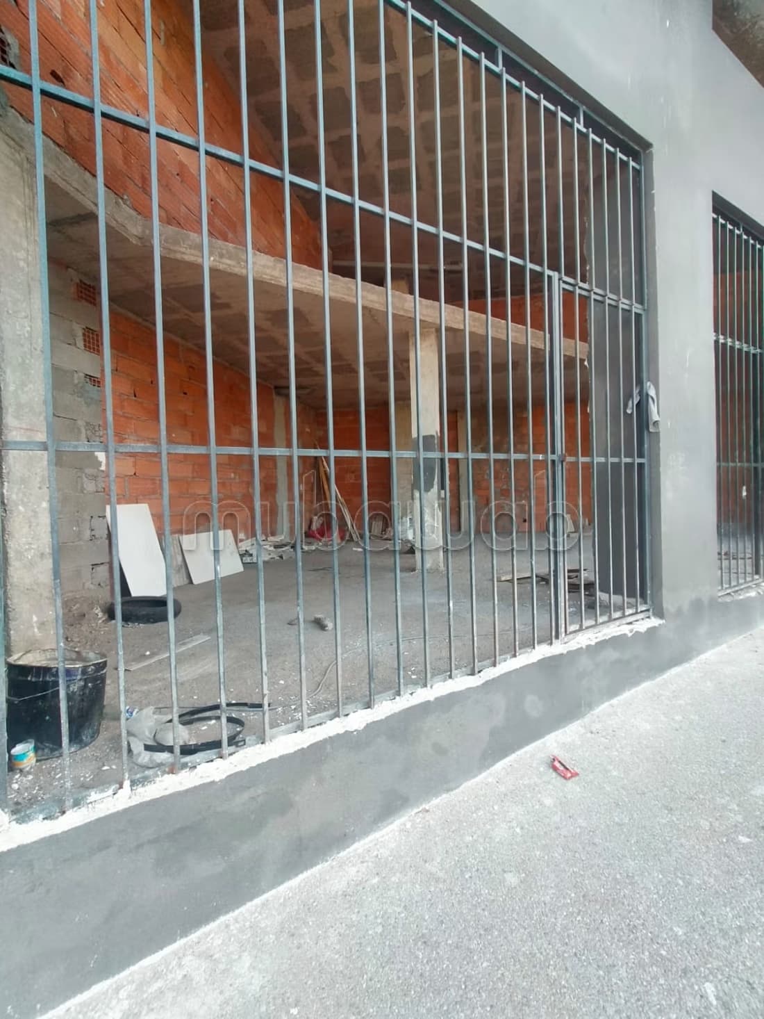 Local commercial en location à Amsernate. Superficie 130 m²
