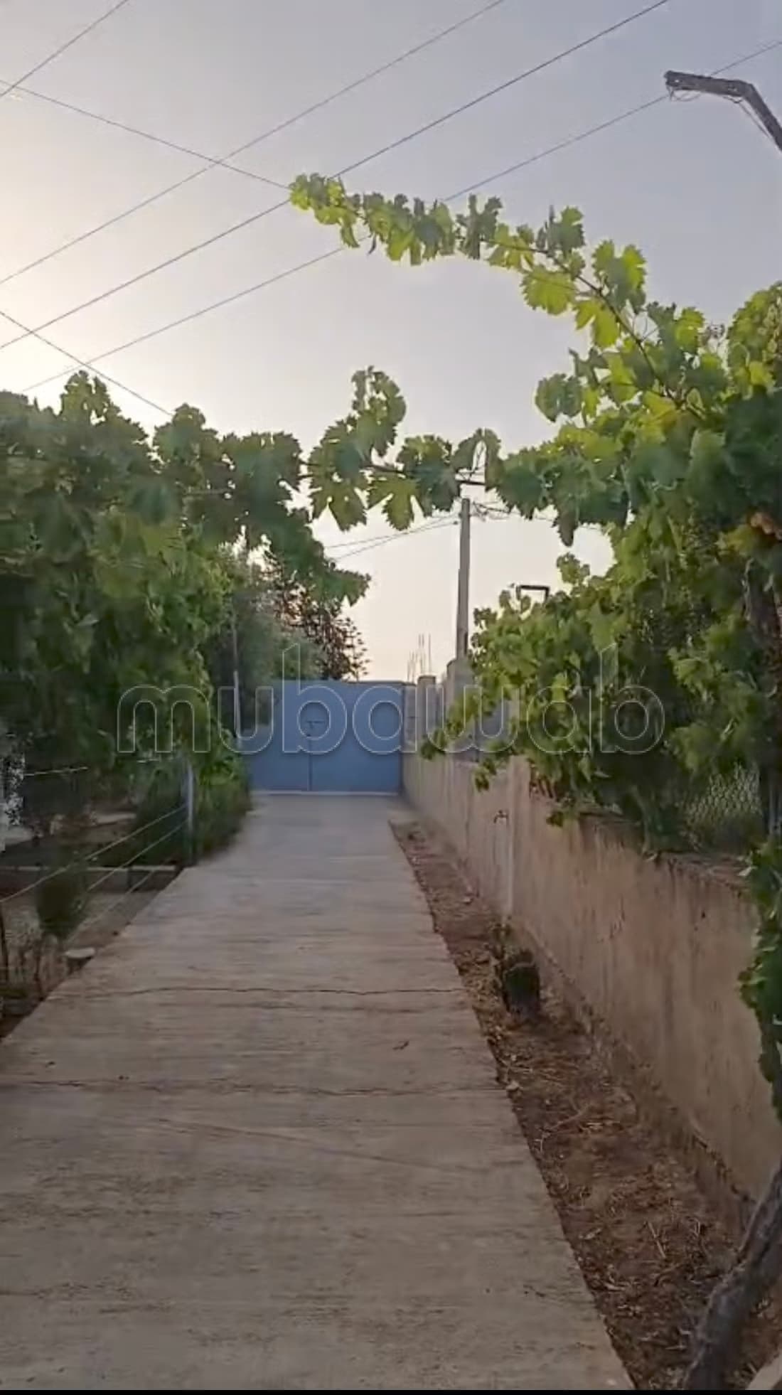 Très belle maison à vendre à Narjis. Superficie de 200 m². S...