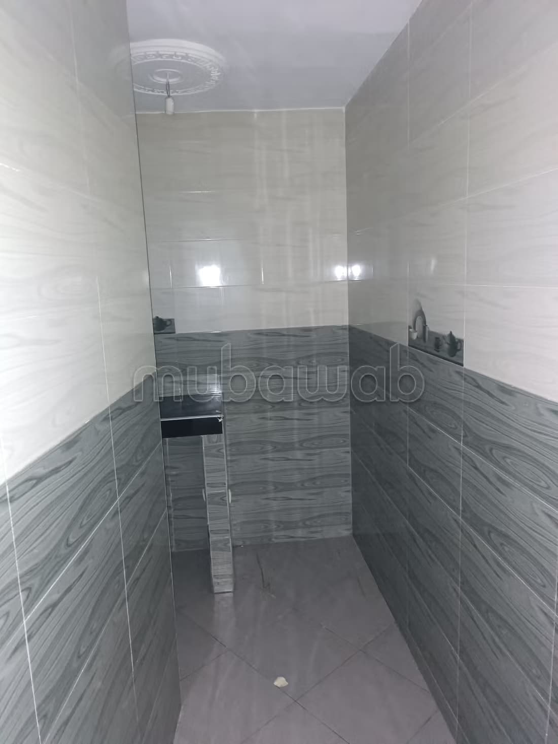Appartement à louer à Dher Lahmam. 1 Pièce