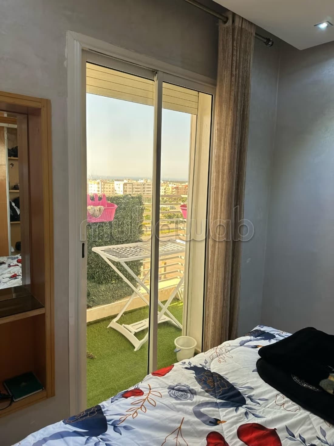 Louez cet appartement à Wifak. Superficie 65 m². Meublé