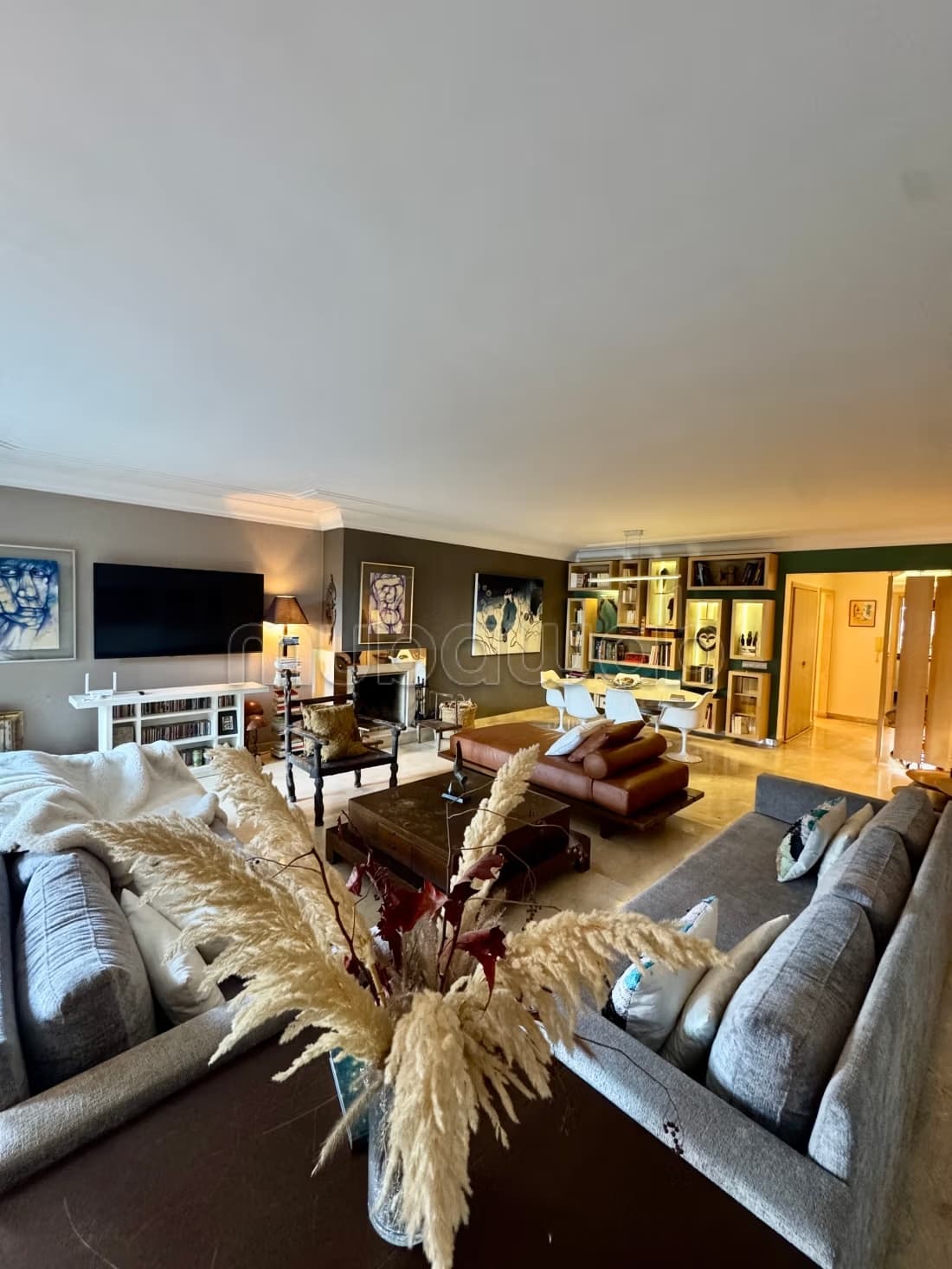À Vendre – Magnifique appartement en rez de jardin à proximi...