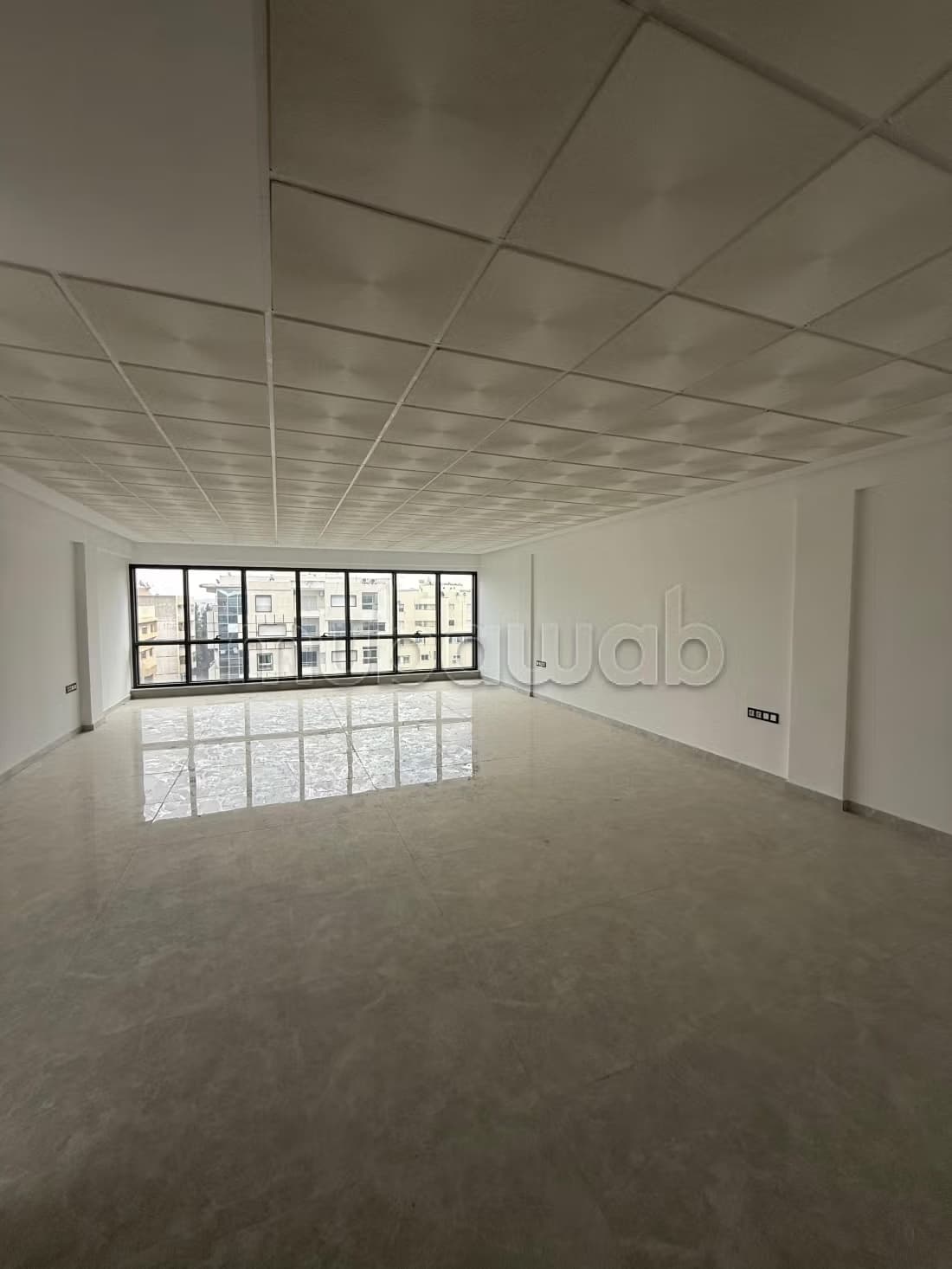 Bureau neuf haut standing 63m2 parking