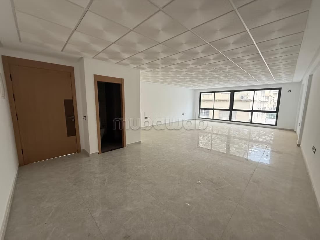Bureau neuf haut standing 62m² parking