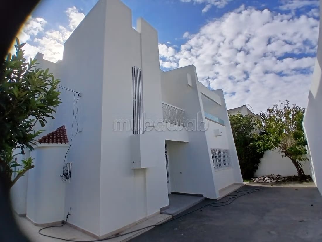 Jolie villa dans quartier tres calme