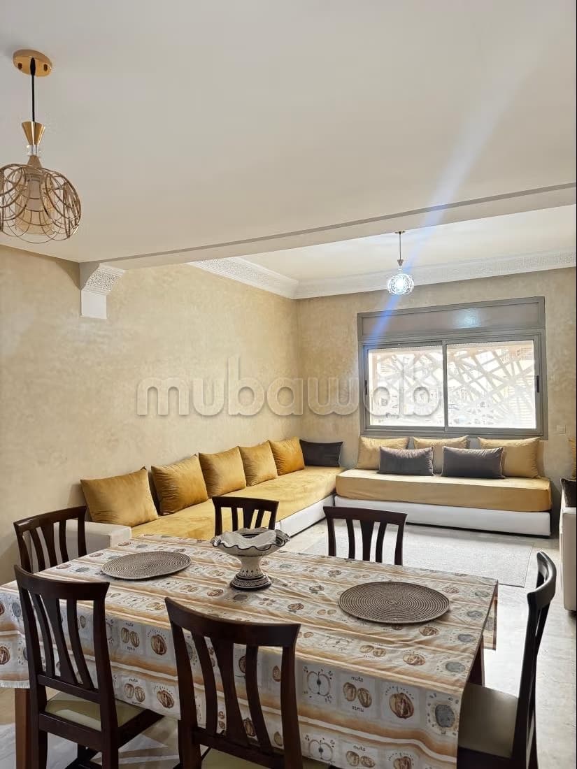 Grand appartement à louer à Hay Ennajd