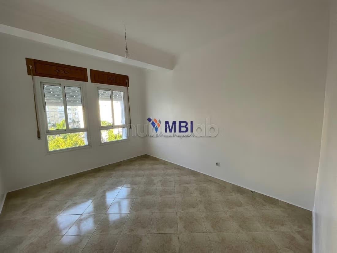Appartement vide à louer L. A. T. 1380