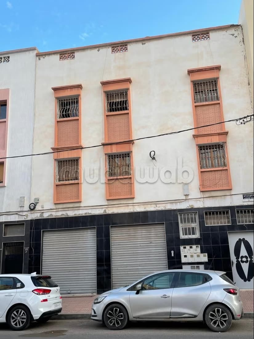 Location de deux Locaux commerciaux et sous sol