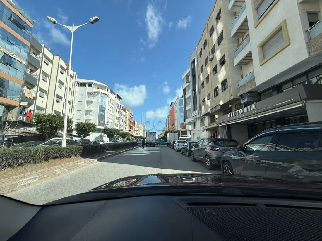 Lot de terrain commercial à vendre – Dar Tounsi