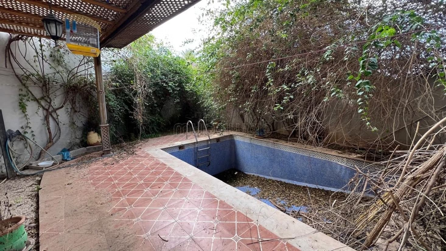 Superbe appartement à vendre à Route Casablanca. 3 chambres