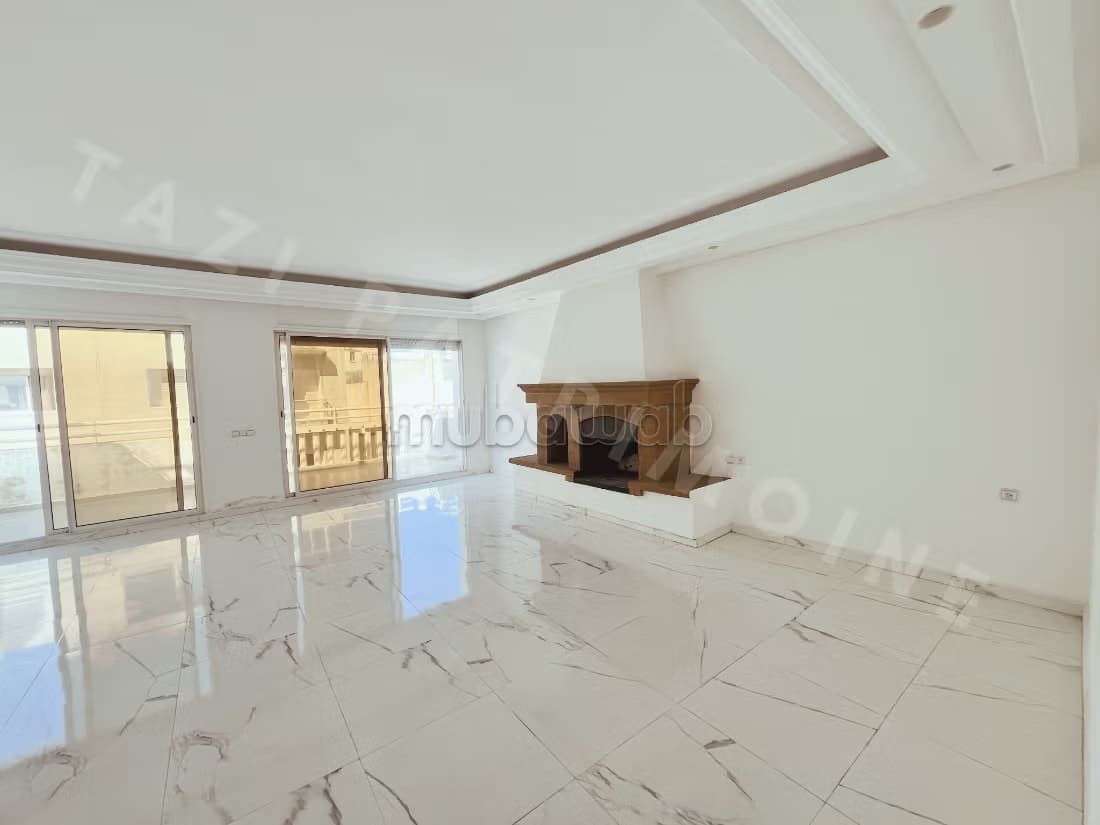 À vendre 3 chambres avec grandes terrasses gauthie