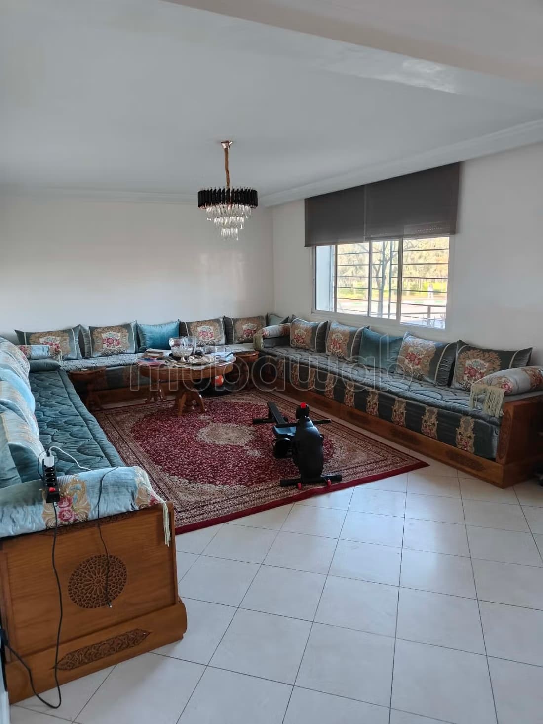 Appartement 5 1/2 quasi neuf riad Oulad Mtaa