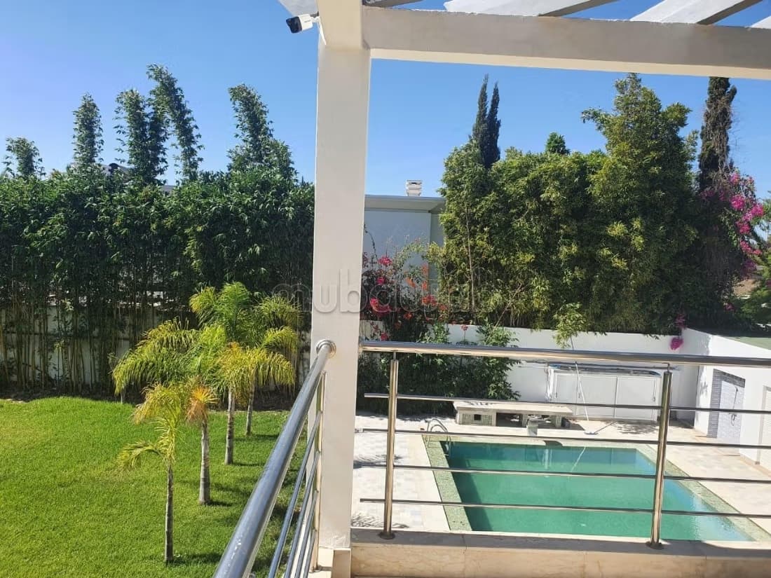 Magnifique villa à vendre à Riyad Extension. Superficie 1800...